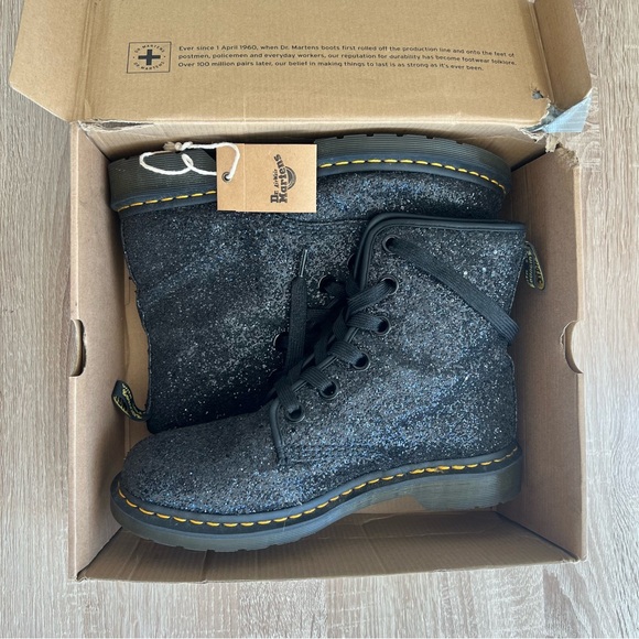 Dr Martens Black Chunky Glitter 1460 Farrah Lace Up Boots Women’s 11, EU 43 - Picture 4 of 13